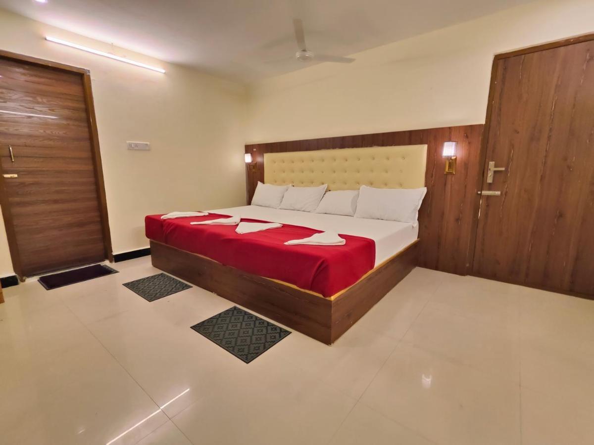 Hotel Comfort Kanchipuram Bagian luar foto