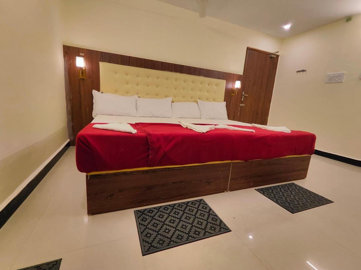 Hotel Comfort Kanchipuram Bagian luar foto