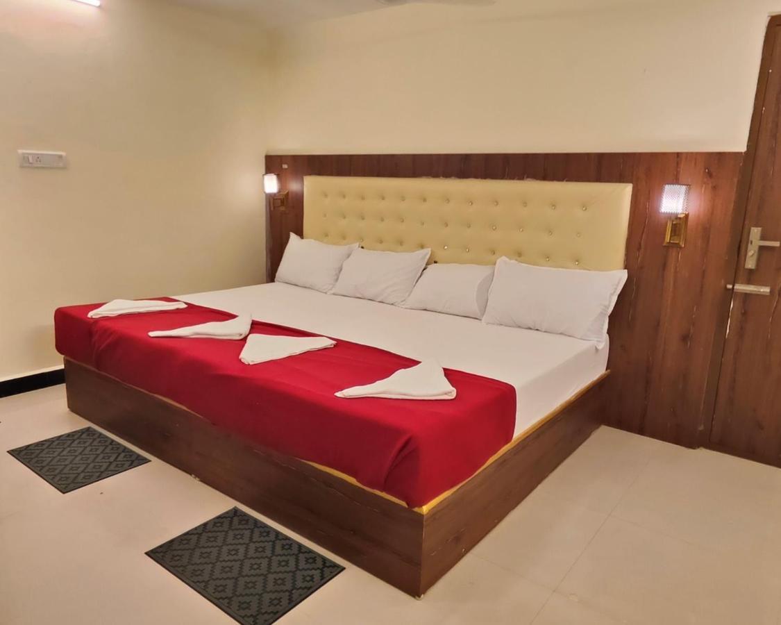 Hotel Comfort Kanchipuram Bagian luar foto